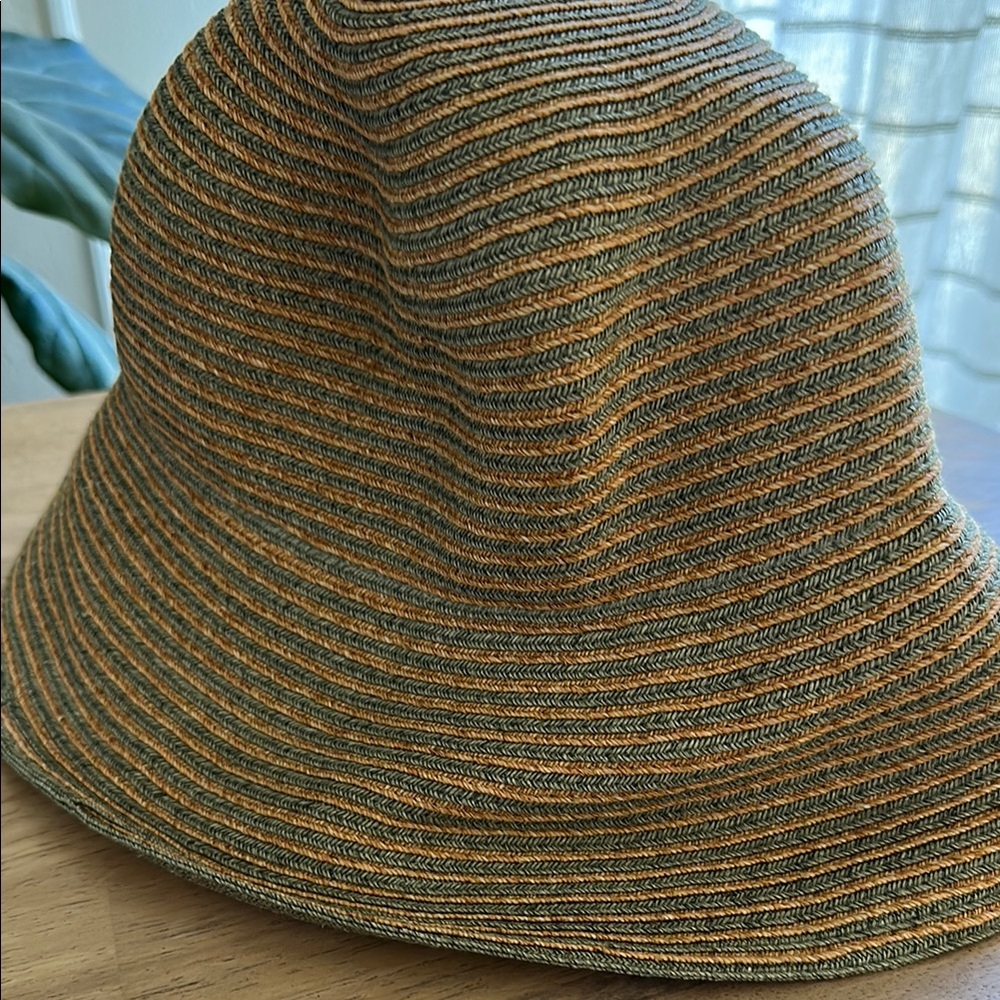 Eric Javits Striped Tan and Green straw hat - Picture 5 of 6